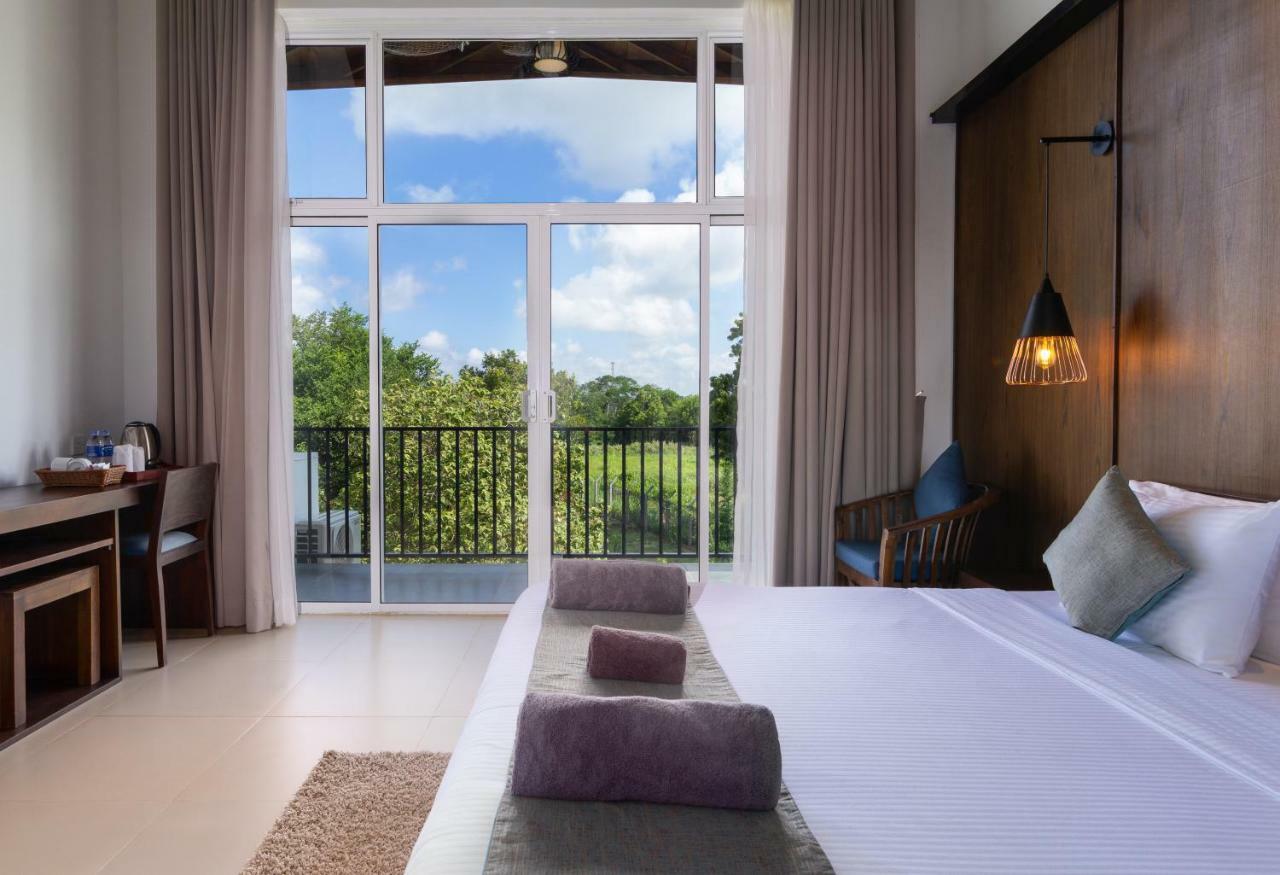 Subaseth Villa Anuradhapura Exteriör bild